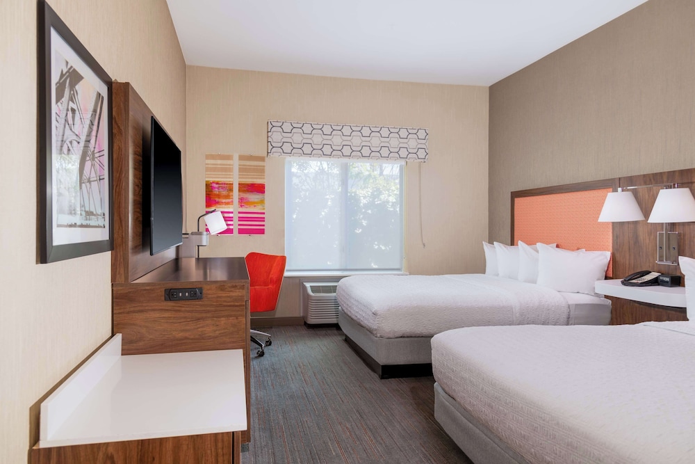 Hampton Inn & Suites Sacramento Cal Expo - photo 12