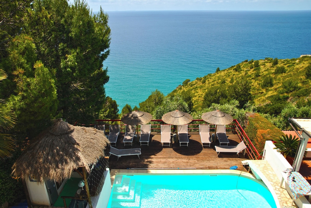 Villa Giulia Resort With Private Pool and Stunning sea Views in Sperlonga, Italy
