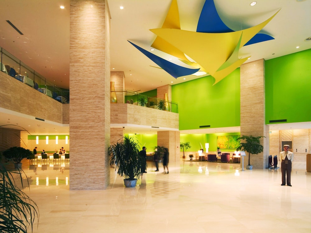 Haiyue Jianguo Hotel in Weihai, People's Republic of China