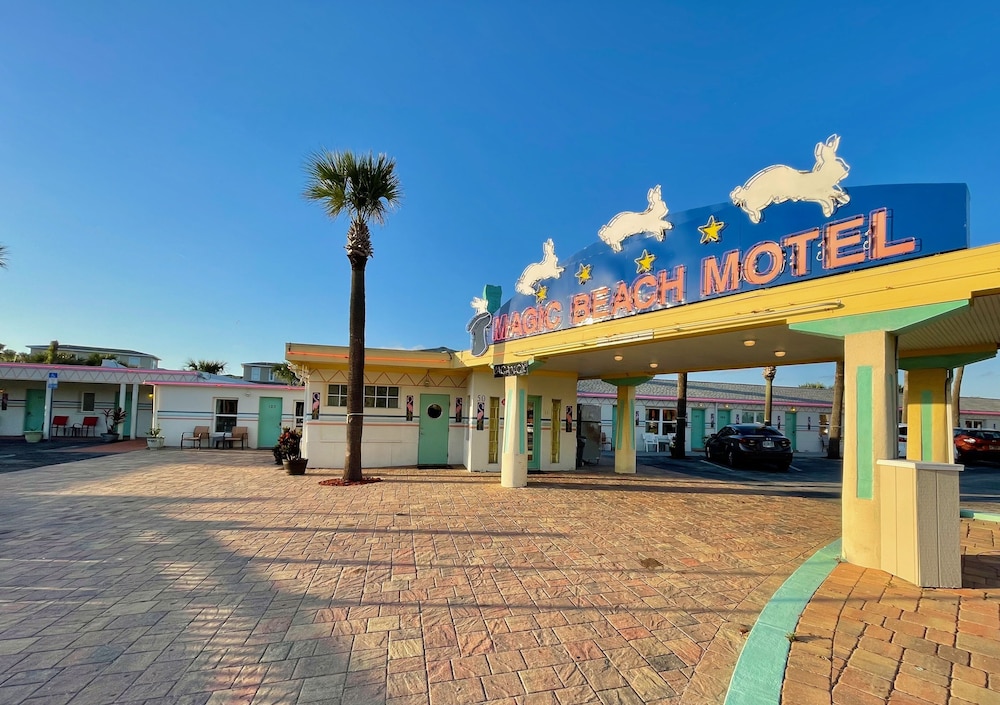 Magic Beach Motel - featured photo