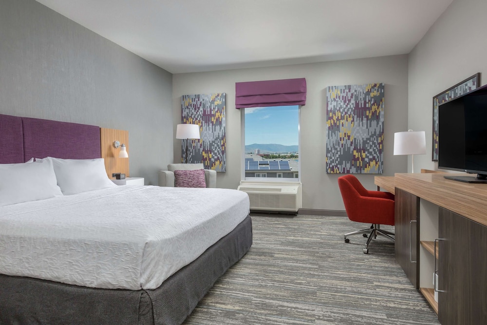 Hampton Inn & Suites Reno Sparks - photo 11