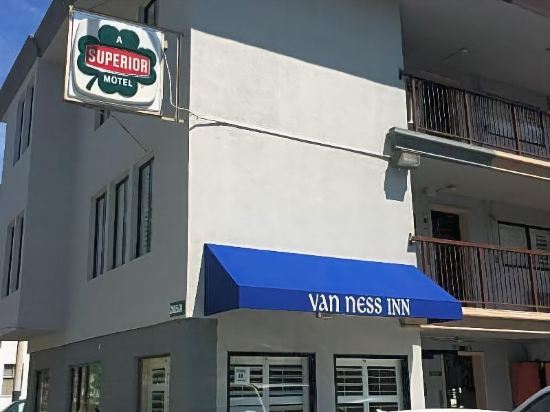 Van Ness Inn - photo 14