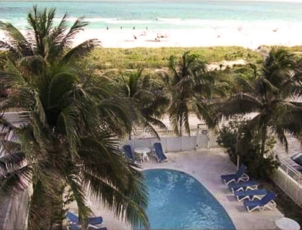 Beachfront Studio South Beach Miami - last minute hotel in Miami Beach
