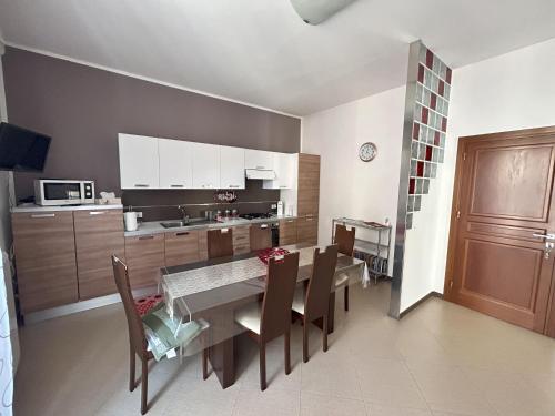 Marconi e Garibaldi 76 apartment — 4-Star Luxury Hotel in Castellammare Del Golfo, Italy