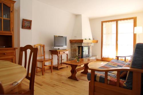 Apartamentos Los Tilos — Benasque — photo 3