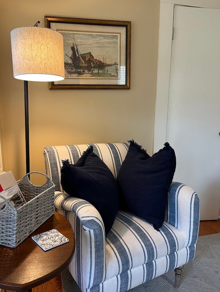 Inn on Shore Road - photo 43