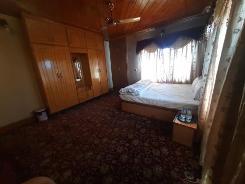 Rufaie Manzil - last minute hotel in Srinagar