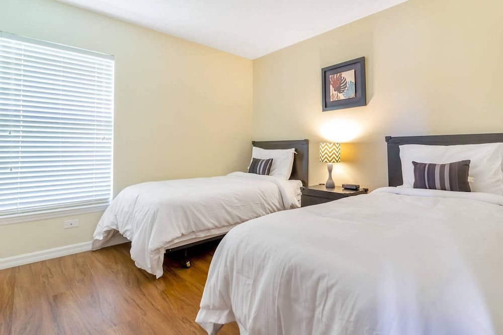 Charming and Comfy Villa. CDC Cleaning Standards Peaceful Resort #4326 - photo 6