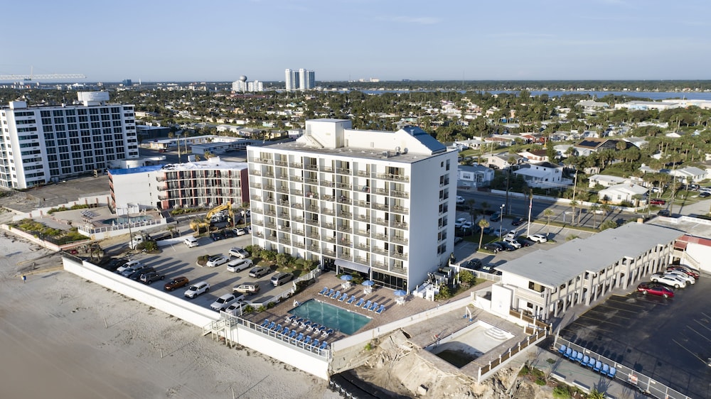 Tropical Winds Oceanfront Hotel - photo 97