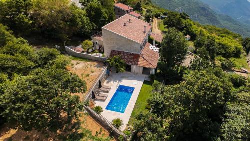 Villa Brda — 4-Star Luxury Hotel in Petrovac Na Moru, Montenegro