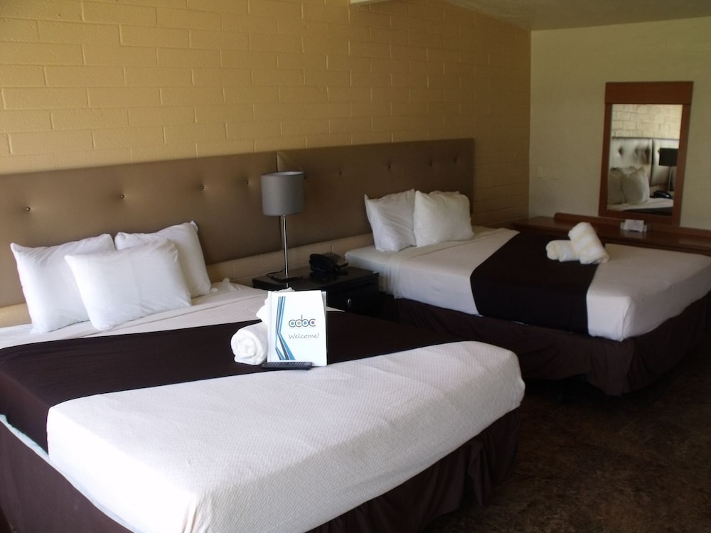 CCBC Resort Hotel A Gay Men's Resort - photo 7