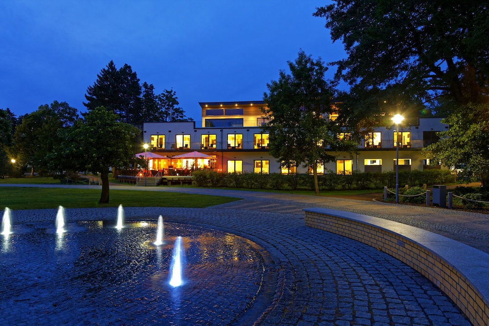 Hotel am Kurpark — carbon neutral stay, Ostseebad Zinnowitz
