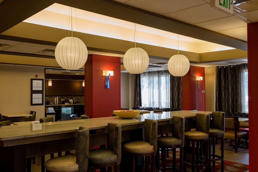 Hampton Inn Oxford West - photo 3