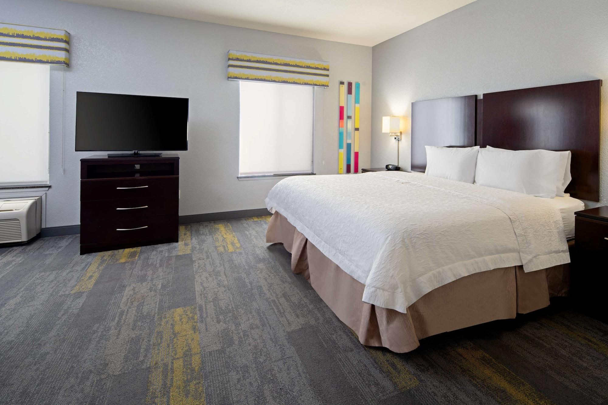 Hampton Inn & Suites Bakersfield Hwy 58 CA - photo 7