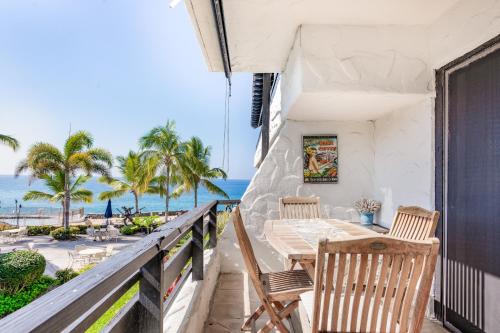 Ali'i Shores — 4-Star Luxury Hotel in Kailua-Kona, United States