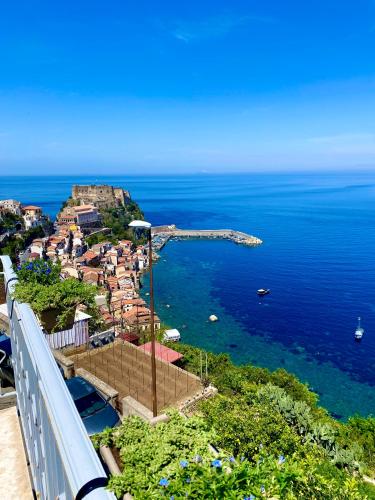 Blue Jolie in Scilla, Italy