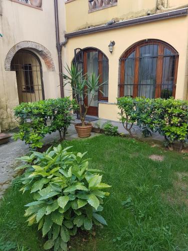 La Maison De Rêve — 4-Star Luxury Hotel in Camaiore, Italy