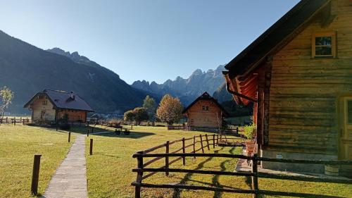 Alpi Giulie Chalets - carbon neutral hotel in Malborghetto