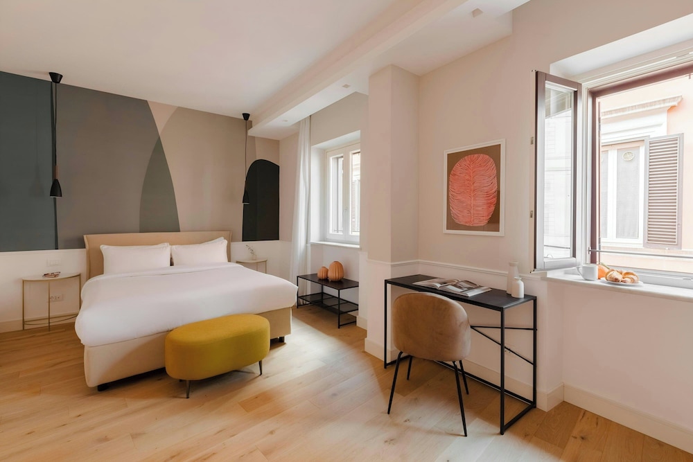 Sonder Antinoo — 4-Star Luxury Hotel in Rome, Italy