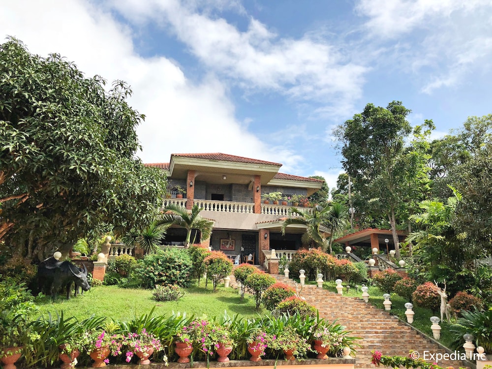 Beatriz' Garden - last minute hotel in Tagaytay