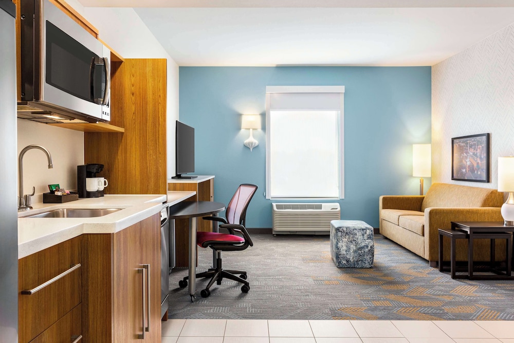 Home2 Suites by Hilton York - photo 10