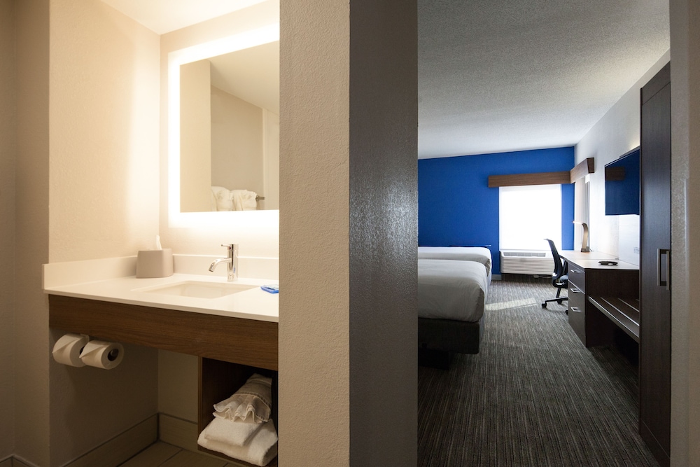 Holiday Inn Express & Suites Nashville Brentwood I 65 by IHG - photo 29