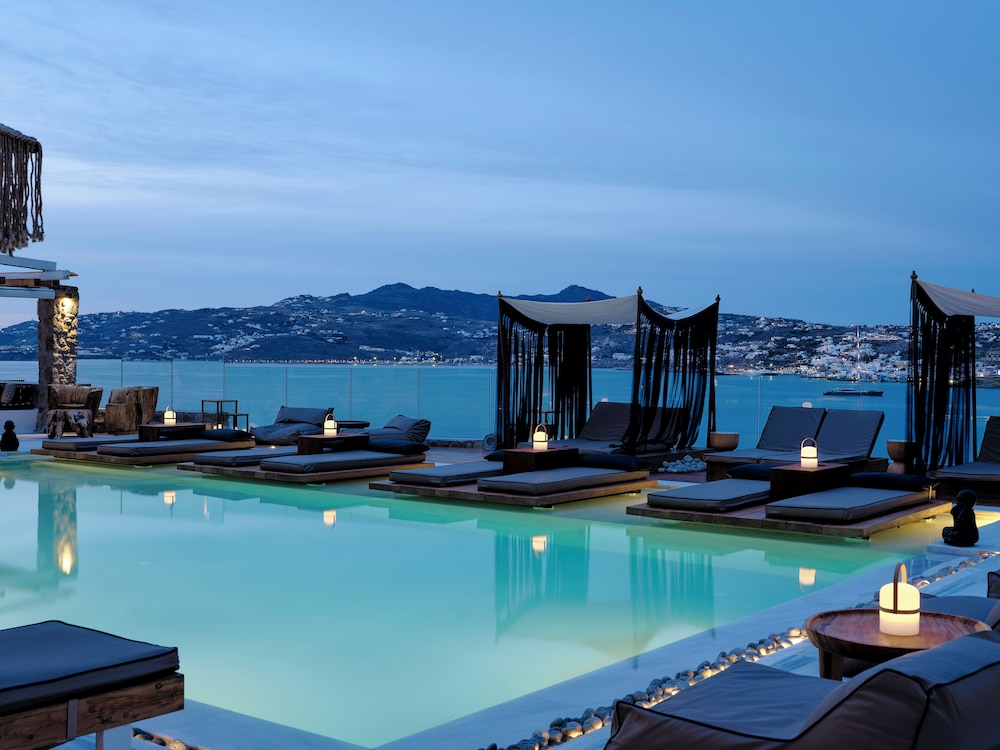 Mykonos No5 Luxury Suites & Villas — 4-Star Luxury Hotel in Ornos, Greece