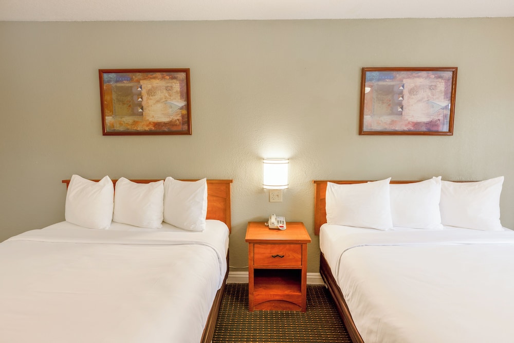 Hotel Avenida San Clemente Beach - photo 11