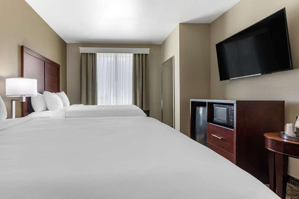 Comfort Suites Plano Dallas North - photo 17