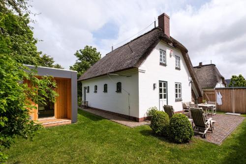 Leibrandts — 4-Star Luxury Hotel in Tating, Germany