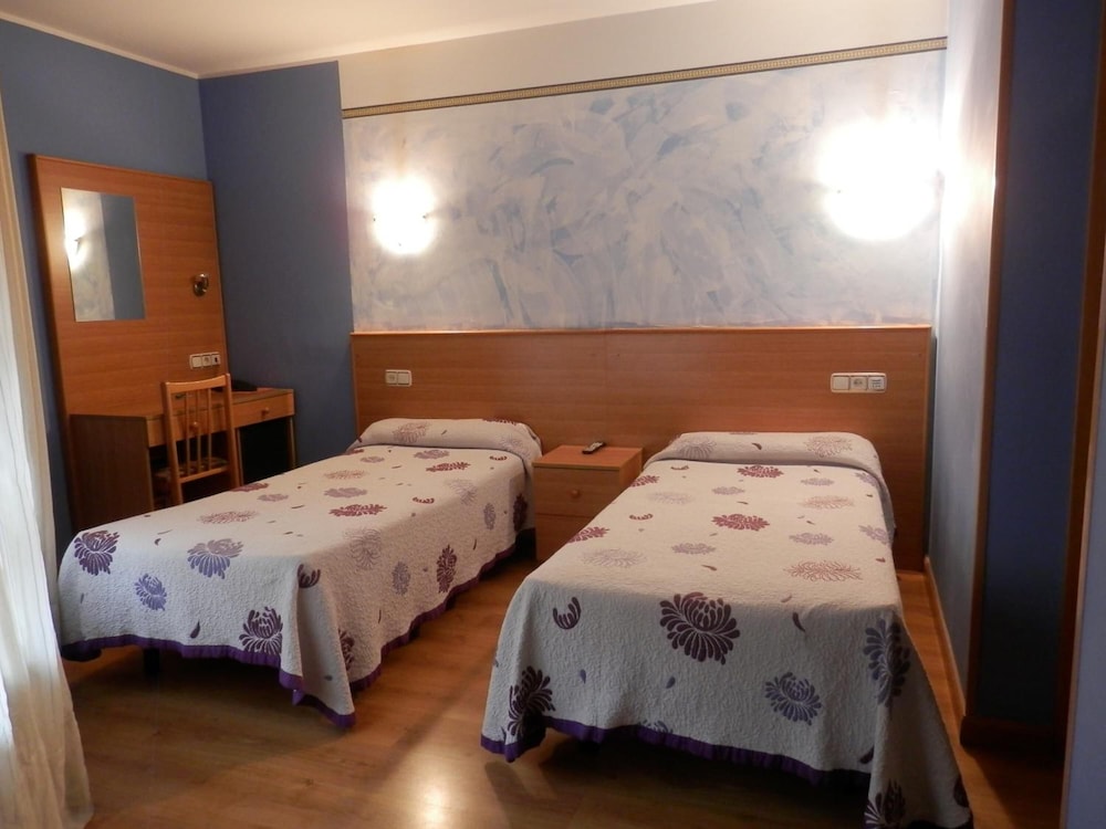Hotel Doña Maria — hotel in Gijon