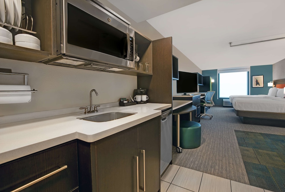 Home2 Suites Asheville Airport - photo 22