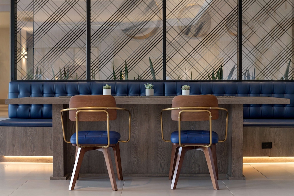 DoubleTree by Hilton San Francisco South Airport Blvd - photo 5