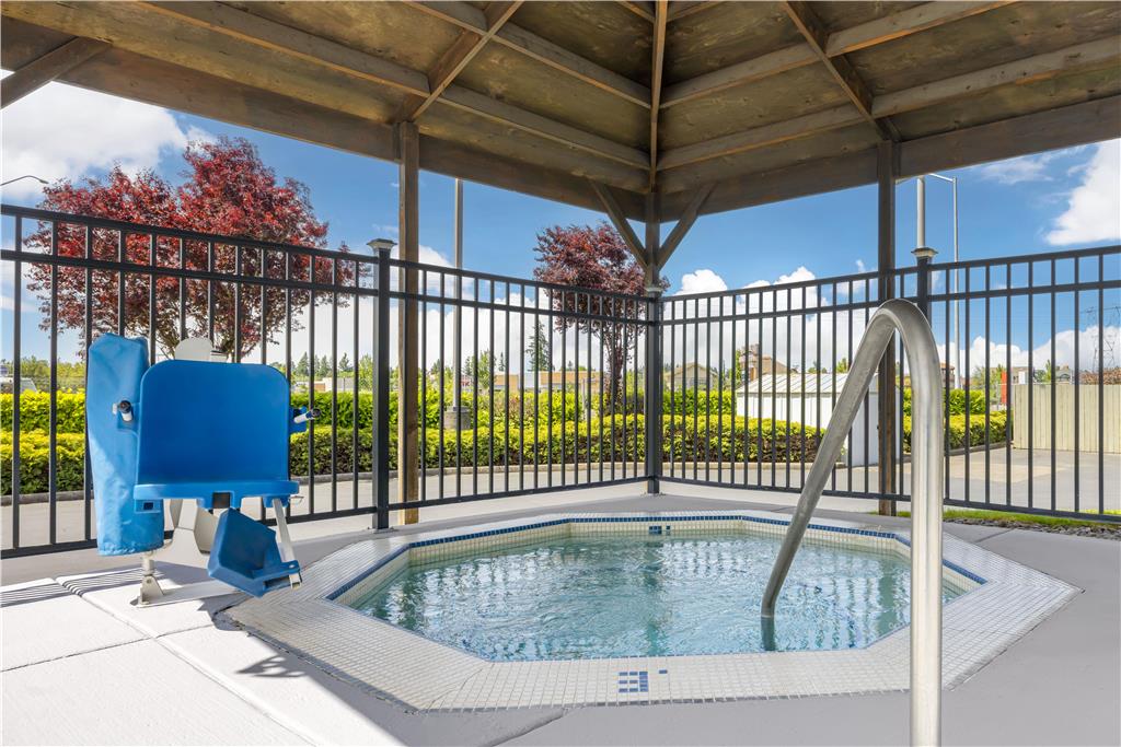 Best Western Woodburn - photo 5