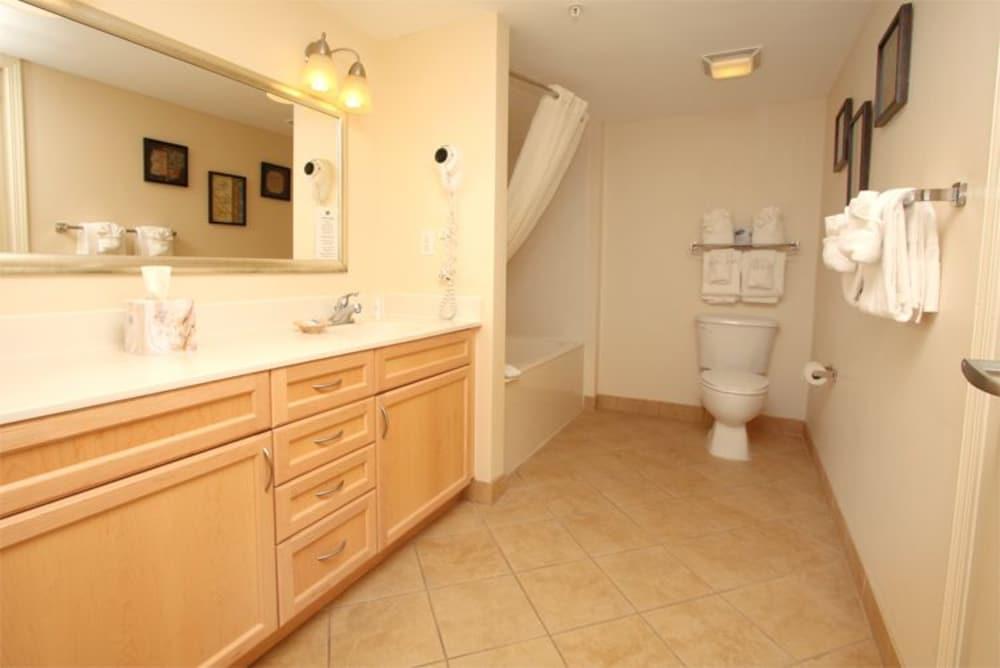 Prince Resort by Elliott Beach Rentals - photo 25