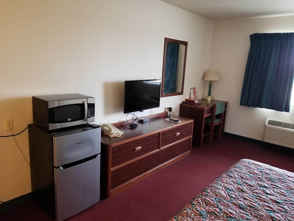 Bilmar Inn & Suites Dell Rapids Near Sioux Falls - photo 61