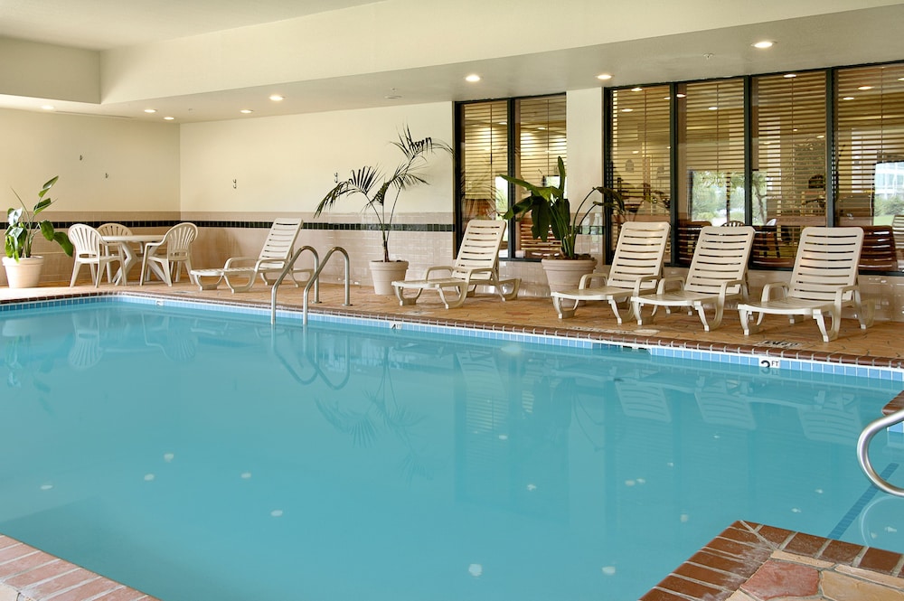 Holiday Inn Express & Suites Indianapolis Northwest by IHG - photo 29