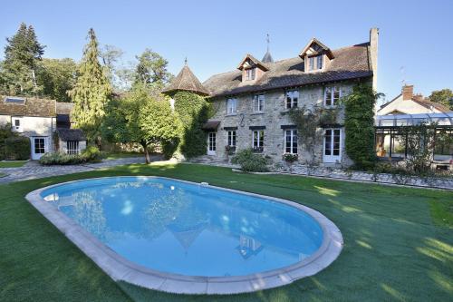 Le Clos Saint Lubin - carbon neutral hotel in Unknown City