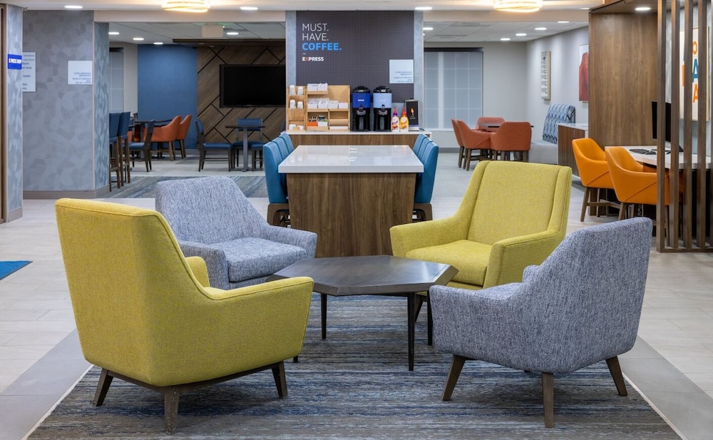 Holiday Inn Express & Suites Center Township by IHG in Monaca, United States