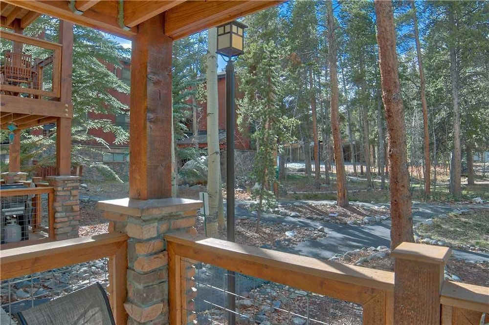 Columbine 108 Apartment 1 Breckenridge Resort Managers — 4-Star Luxury Hotel in Breckenridge, United States