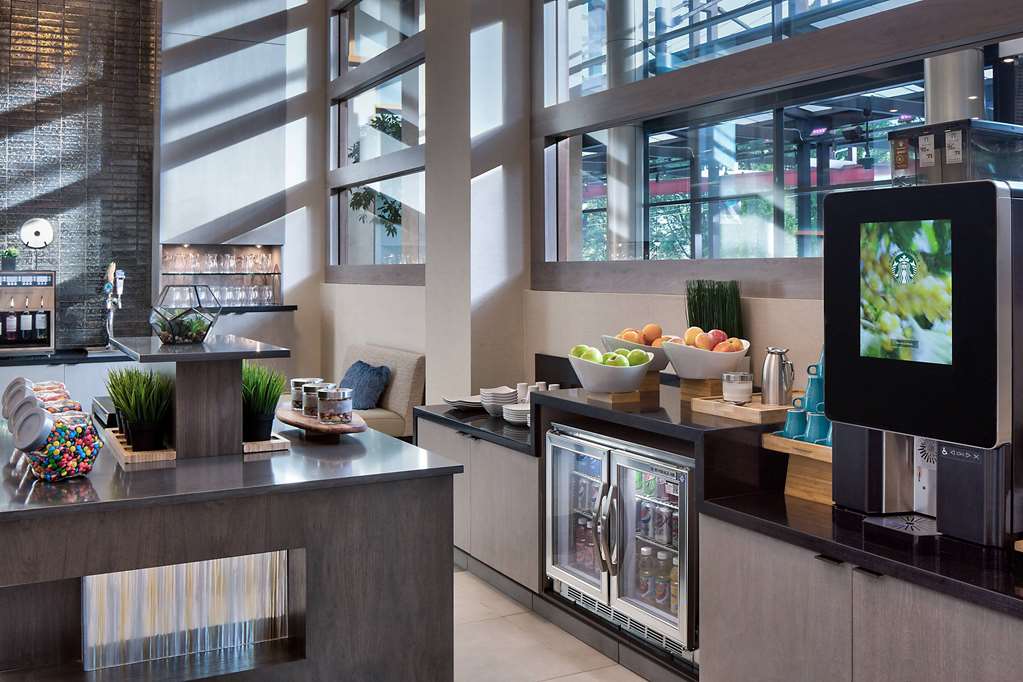 Wyndham Atlanta Buckhead Hotel & Conference Center - photo 10