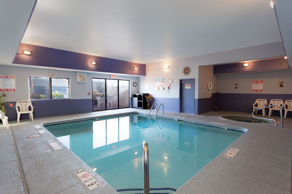 Vagabond Inn Executive Green Valley - photo 21