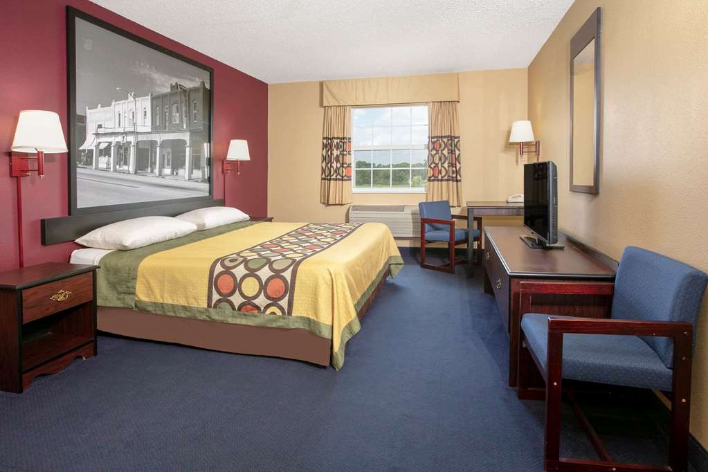 Super 8 by Wyndham Big Cabin Vinita Area - photo 27