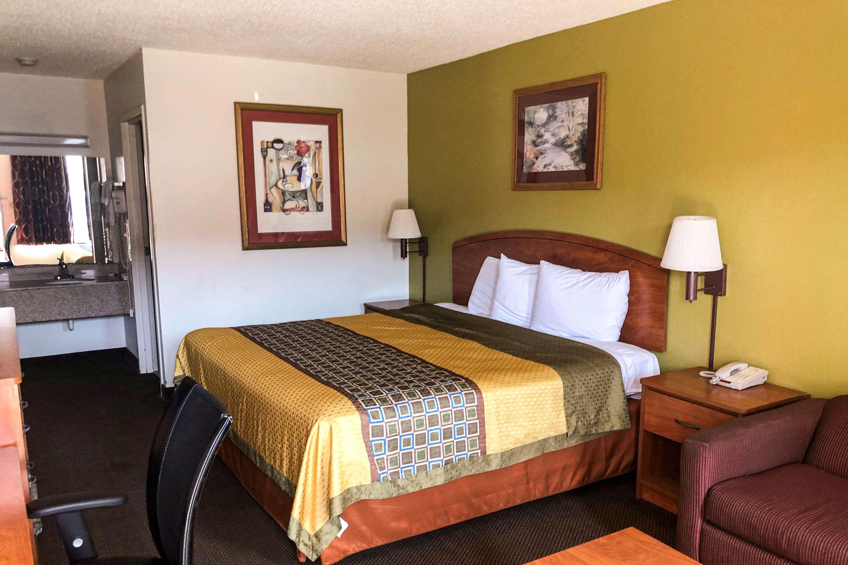 Heritage Inn & Suites by Capital O Baton Rouge I 10 - photo 14