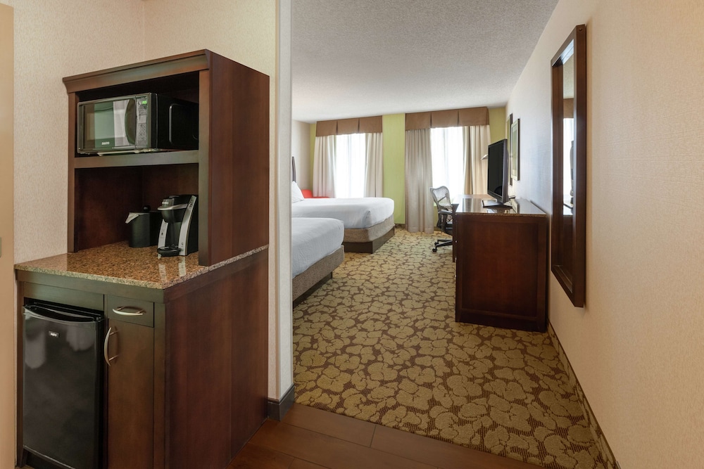 Hilton Garden Inn Pittsburgh University Place - photo 10