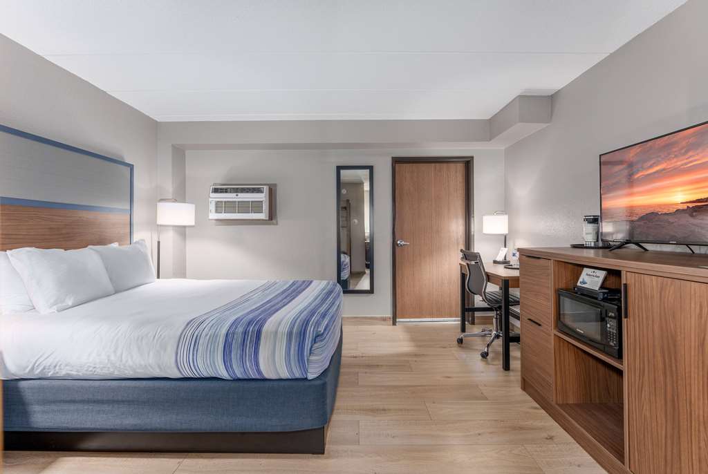 AmericInn by Wyndham New Richmond - photo 67