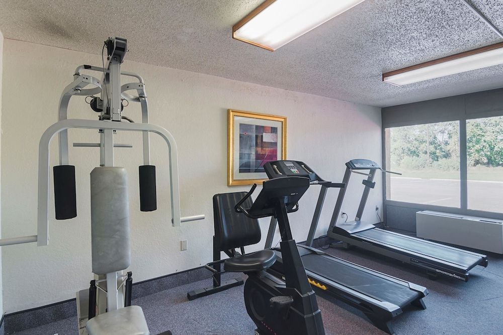 Hotel Super 8 Sulphur Springs - photo 11