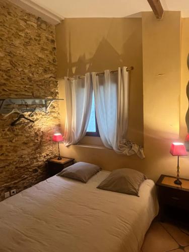 Georges Brassens - last minute hotel in Unknown City