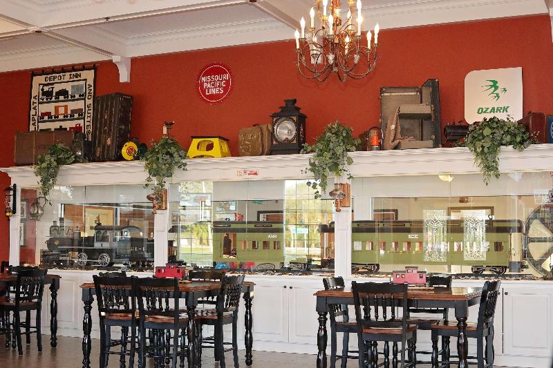 Depot Inn and Suites - photo 46