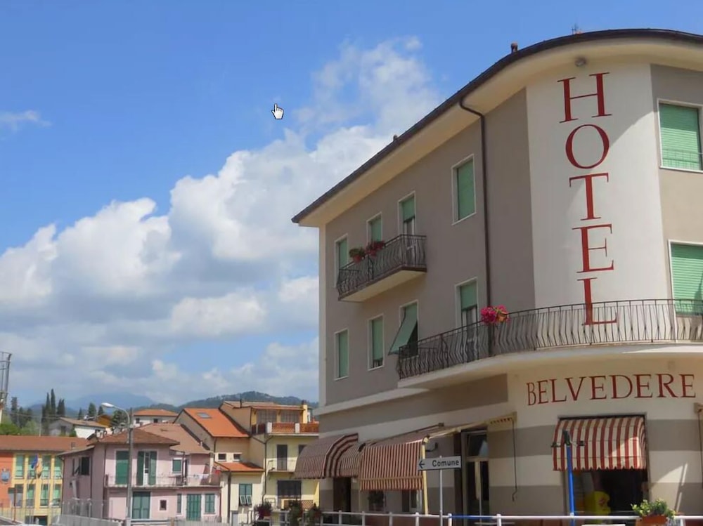Albergo Ristorante Belvedere — hotel in Borghetto Di Vara